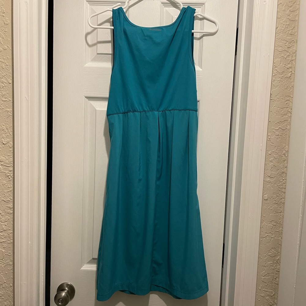 Pristine Columbia dress
